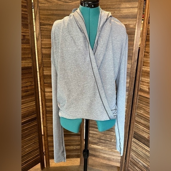 ZYIA Tops - ZYIA Active Haze Yoga Shawl Gray Long Sleeve Wrap Style with Hood Size Small